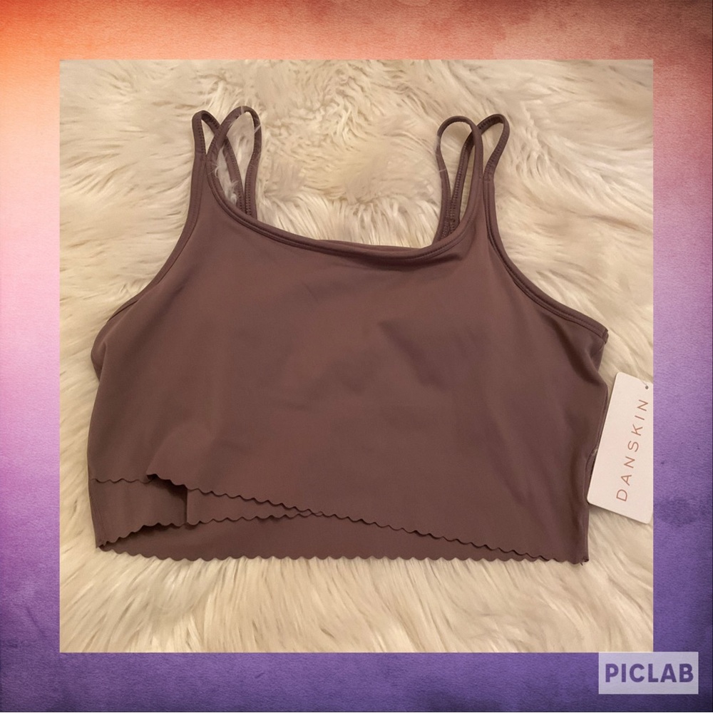 Danskin Scallop Crop Tank - NWT - Size Large - Plum Truffle